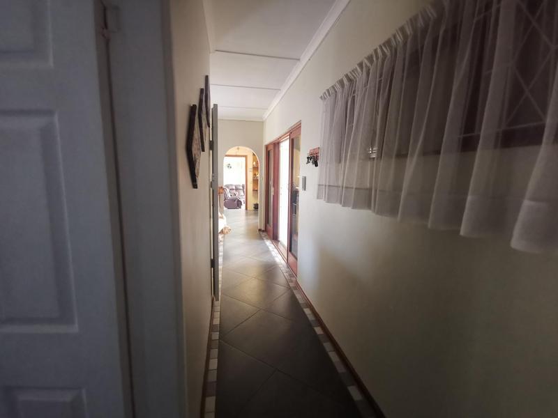 7 Bedroom Property for Sale in St Michaels On Sea KwaZulu-Natal