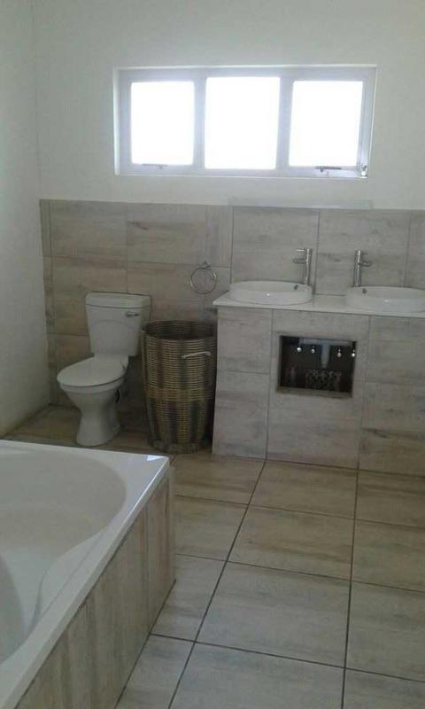 4 Bedroom Property for Sale in Margate Beach KwaZulu-Natal