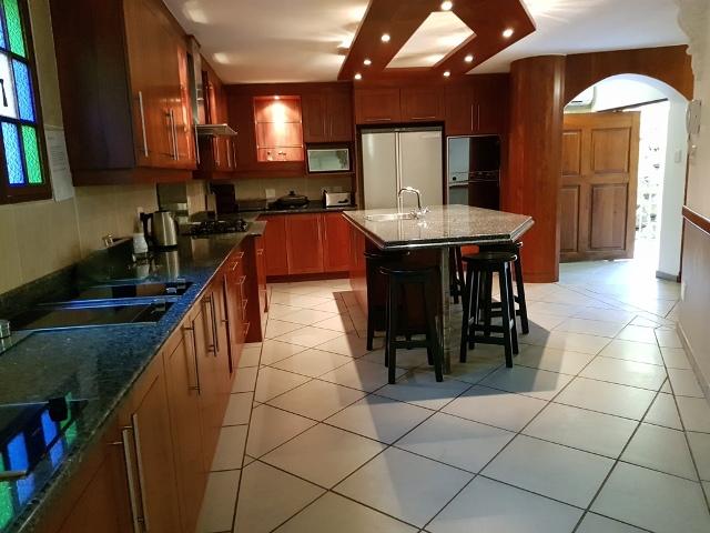 5 Bedroom Property for Sale in Margate Beach KwaZulu-Natal