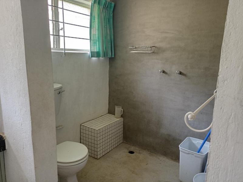 2 Bedroom Property for Sale in Glenmore Beach KwaZulu-Natal