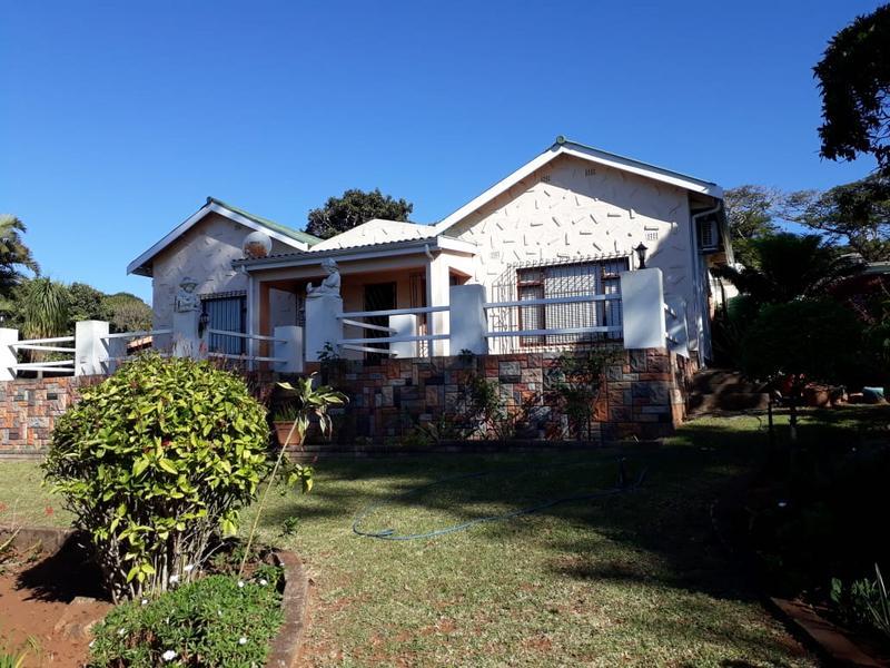 5 Bedroom Property for Sale in Hibberdene KwaZulu-Natal