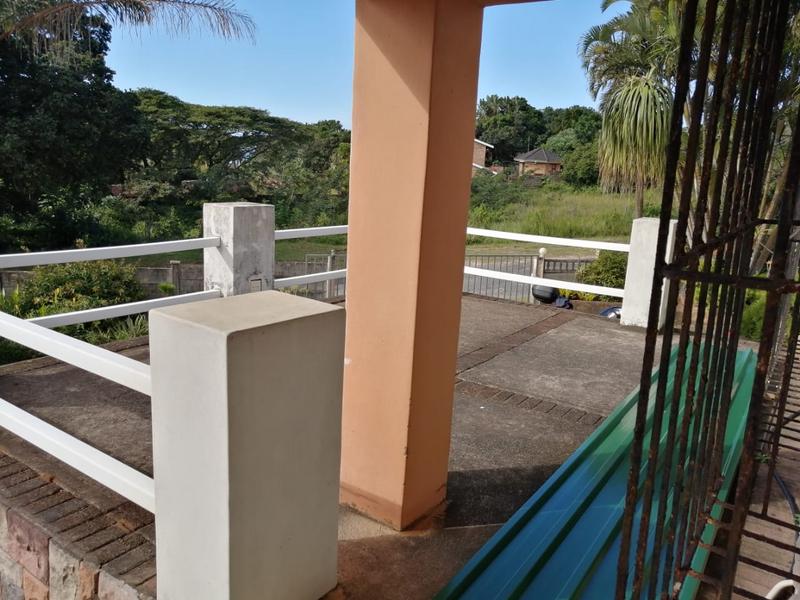 5 Bedroom Property for Sale in Hibberdene KwaZulu-Natal