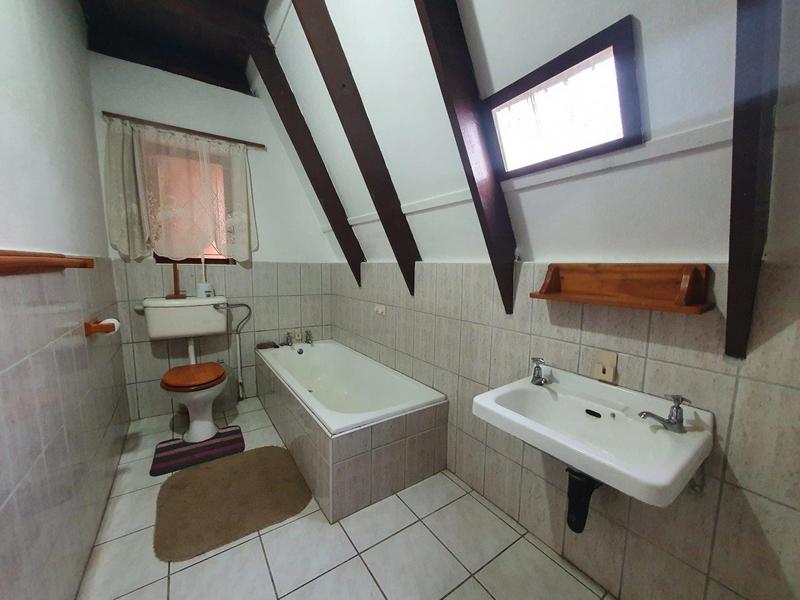 3 Bedroom Property for Sale in Hibberdene KwaZulu-Natal