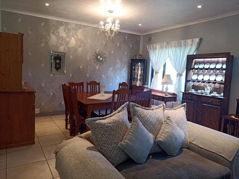 4 Bedroom Property for Sale in Umtentweni KwaZulu-Natal