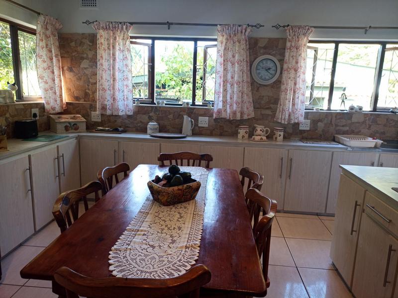 4 Bedroom Property for Sale in Umtentweni KwaZulu-Natal