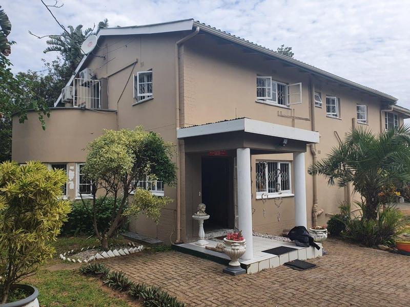 7 Bedroom Property for Sale in Sea Park KwaZulu-Natal