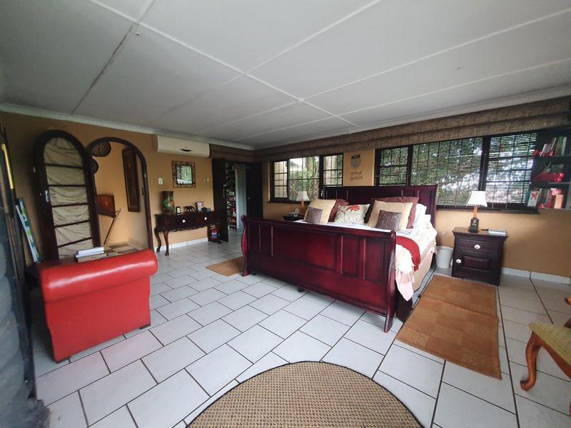 7 Bedroom Property for Sale in Sea Park KwaZulu-Natal