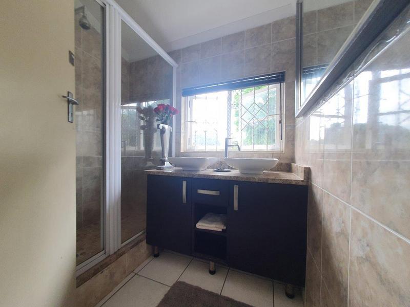 7 Bedroom Property for Sale in Sea Park KwaZulu-Natal