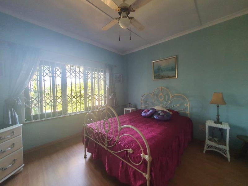 4 Bedroom Property for Sale in Sea Park KwaZulu-Natal