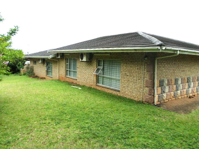 5 Bedroom Property for Sale in Trafalgar KwaZulu-Natal