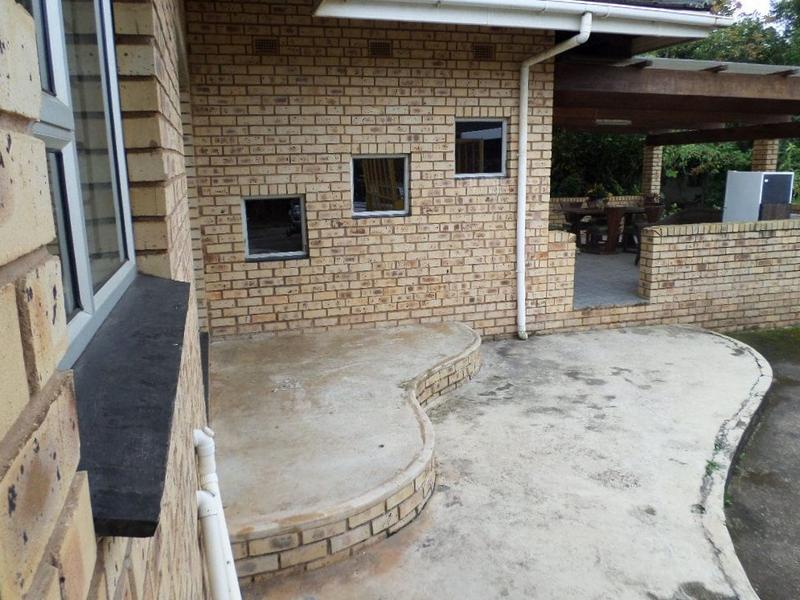 5 Bedroom Property for Sale in Trafalgar KwaZulu-Natal