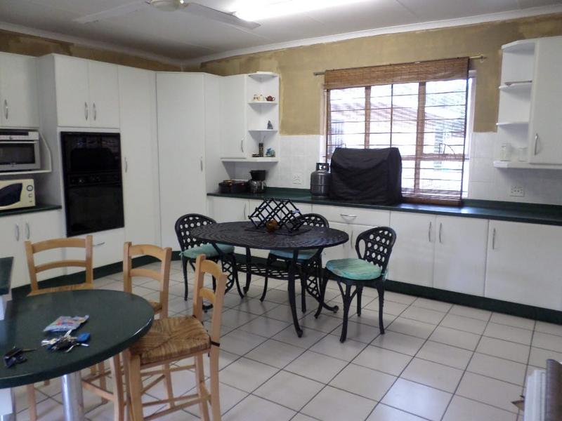 5 Bedroom Property for Sale in Trafalgar KwaZulu-Natal