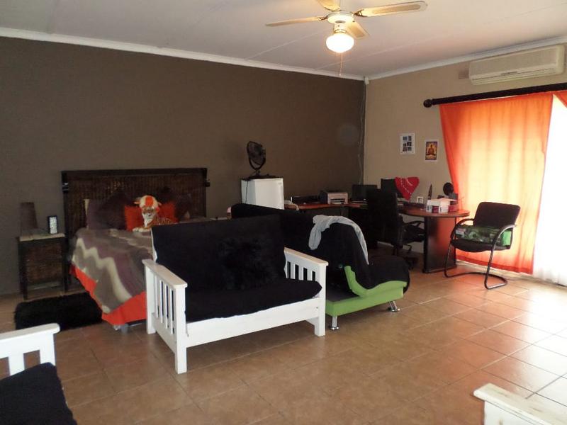 5 Bedroom Property for Sale in Trafalgar KwaZulu-Natal