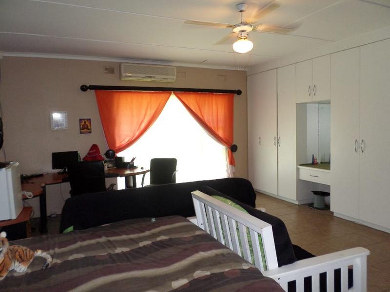 5 Bedroom Property for Sale in Trafalgar KwaZulu-Natal