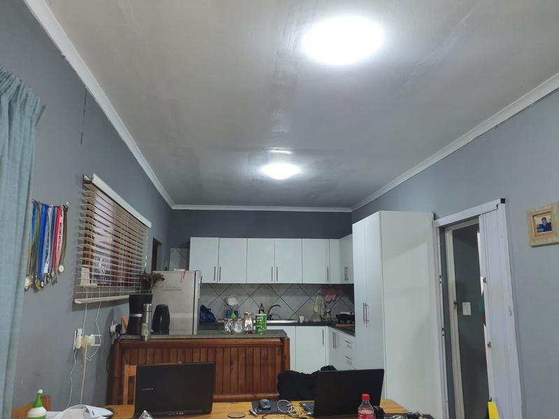 5 Bedroom Property for Sale in Trafalgar KwaZulu-Natal