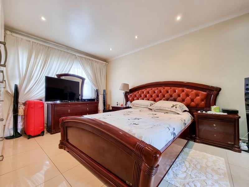 3 Bedroom Property for Sale in Dawncrest KwaZulu-Natal