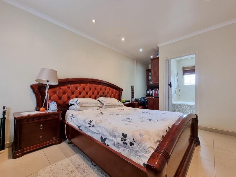 3 Bedroom Property for Sale in Dawncrest KwaZulu-Natal