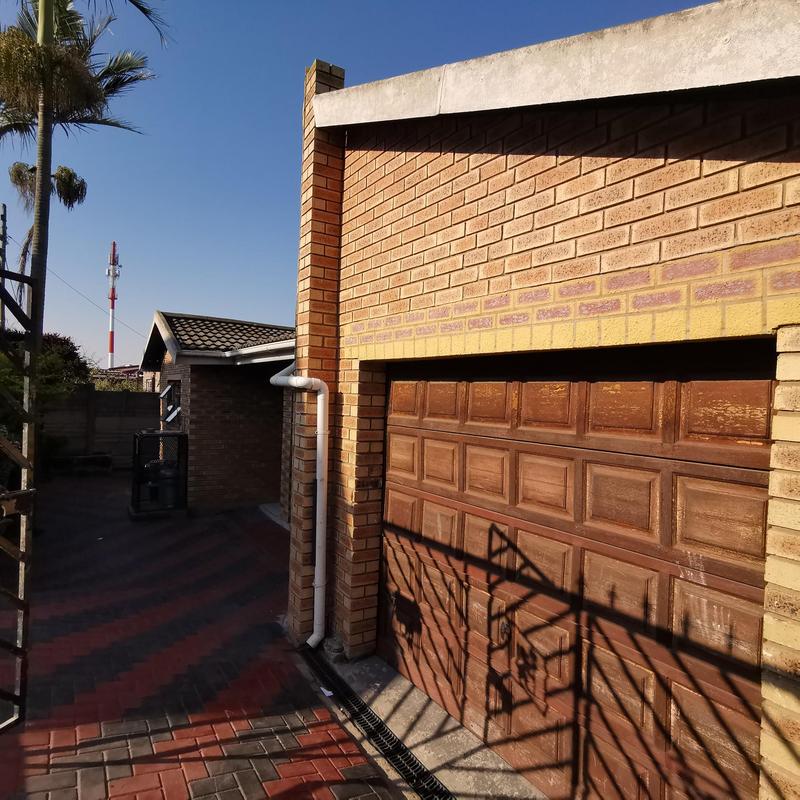 To Let 4 Bedroom Property for Rent in Inanda KwaZulu-Natal