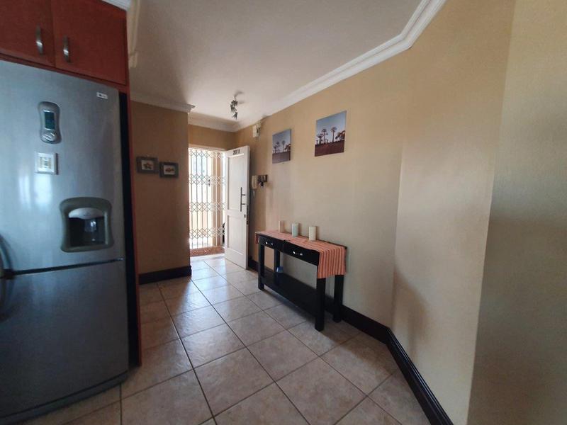 3 Bedroom Property for Sale in Margate Beach KwaZulu-Natal