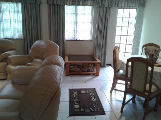 2 Bedroom Property for Sale in Port Edward KwaZulu-Natal