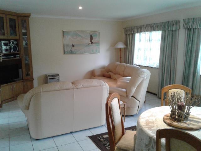 2 Bedroom Property for Sale in Port Edward KwaZulu-Natal