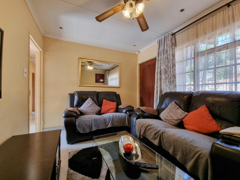 3 Bedroom Property for Sale in Newlands West KwaZulu-Natal