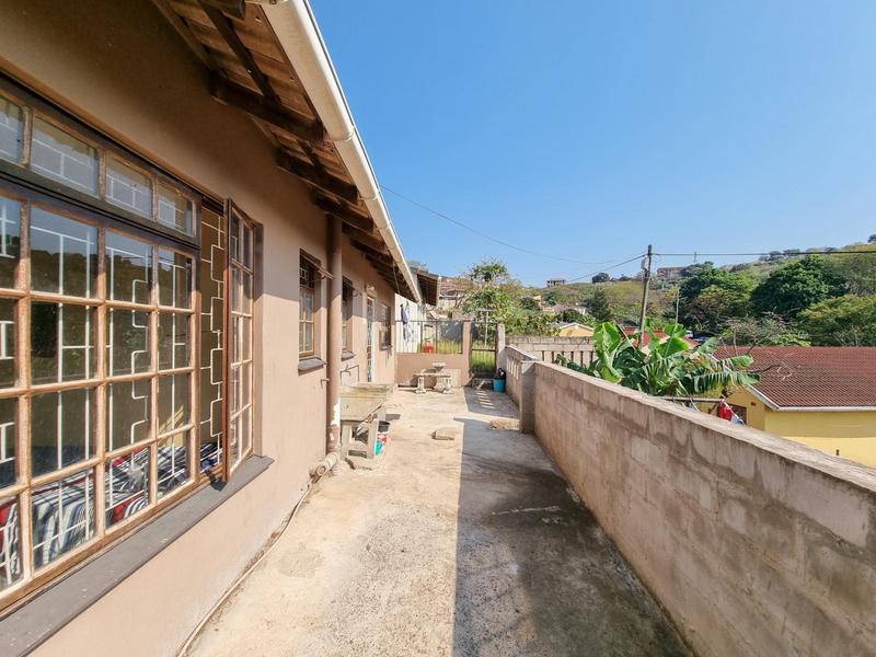 3 Bedroom Property for Sale in Newlands West KwaZulu-Natal