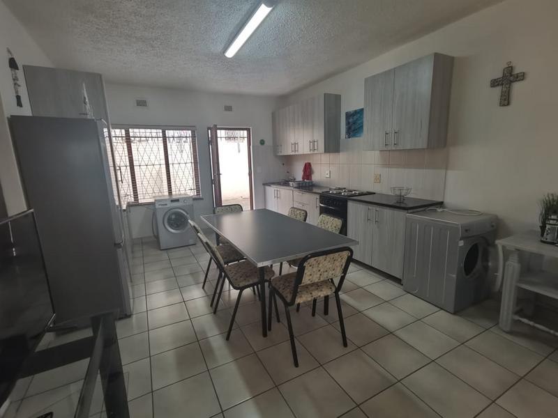 2 Bedroom Property for Sale in Margate KwaZulu-Natal