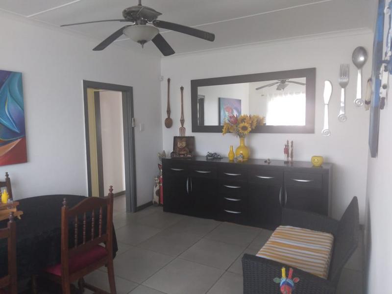 3 Bedroom Property for Sale in Hibberdene KwaZulu-Natal