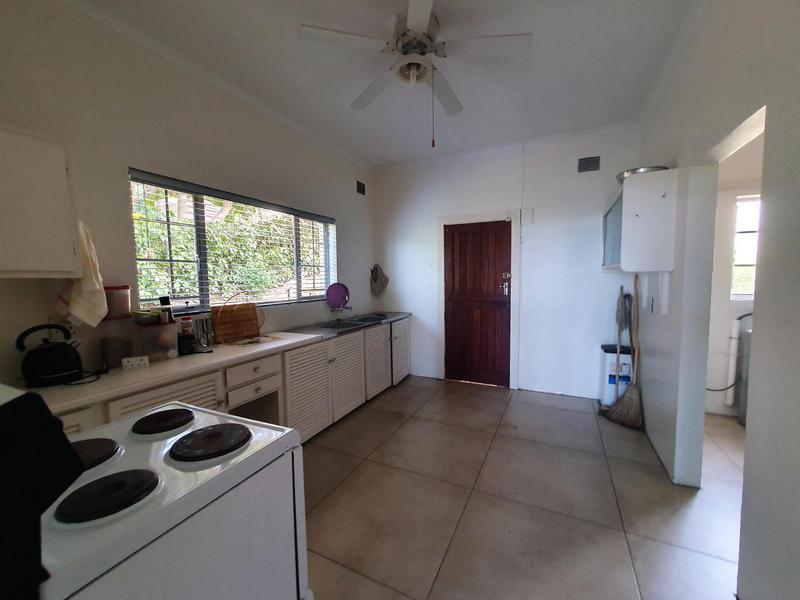 2 Bedroom Property for Sale in Umtentweni KwaZulu-Natal