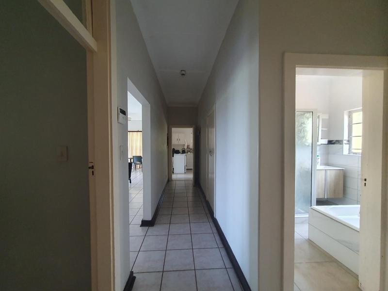 2 Bedroom Property for Sale in Umtentweni KwaZulu-Natal