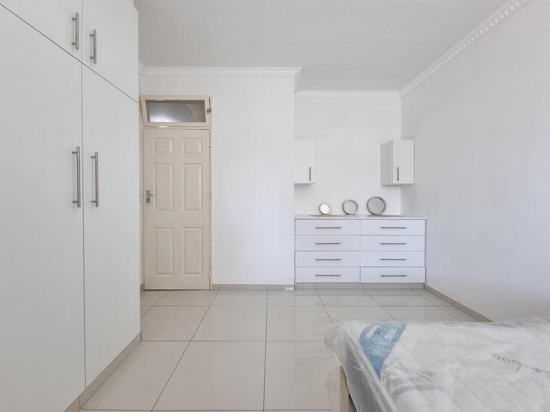 1 Bedroom Property for Sale in North Beach KwaZulu-Natal