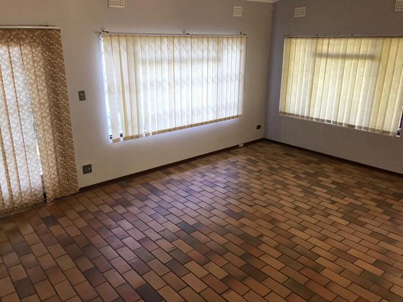 5 Bedroom Property for Sale in Trafalgar KwaZulu-Natal