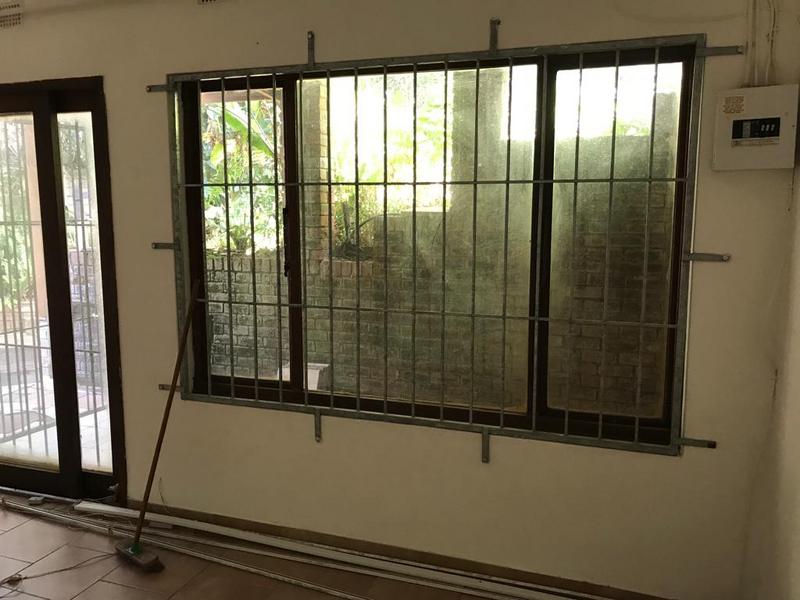 5 Bedroom Property for Sale in Trafalgar KwaZulu-Natal