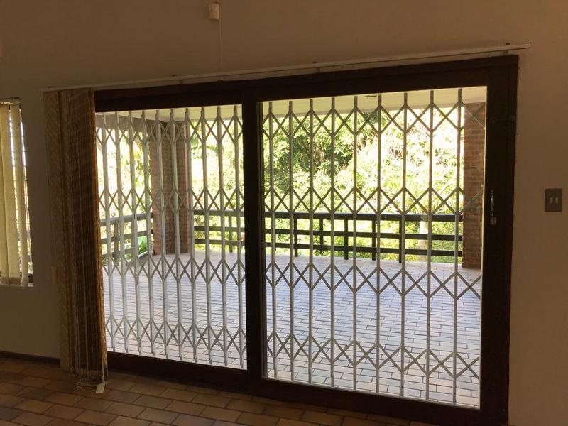 5 Bedroom Property for Sale in Trafalgar KwaZulu-Natal