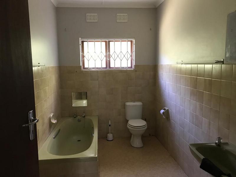 5 Bedroom Property for Sale in Trafalgar KwaZulu-Natal