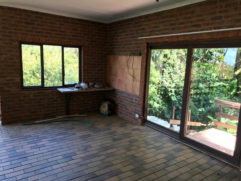5 Bedroom Property for Sale in Trafalgar KwaZulu-Natal