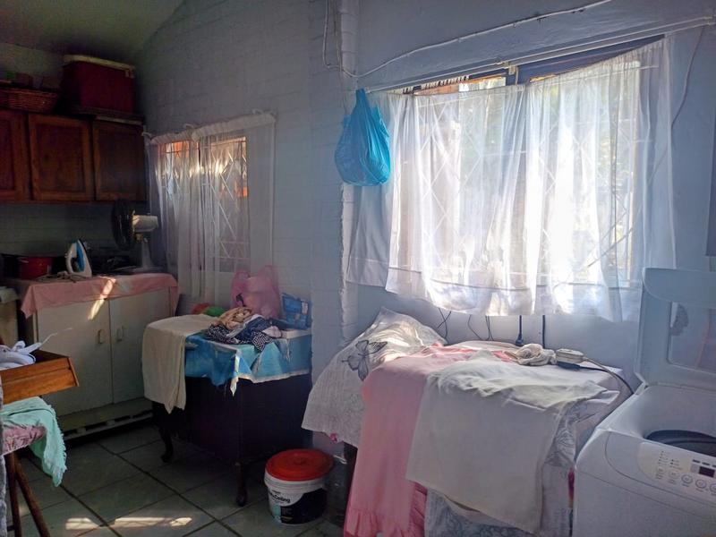 3 Bedroom Property for Sale in Glenmore Beach KwaZulu-Natal