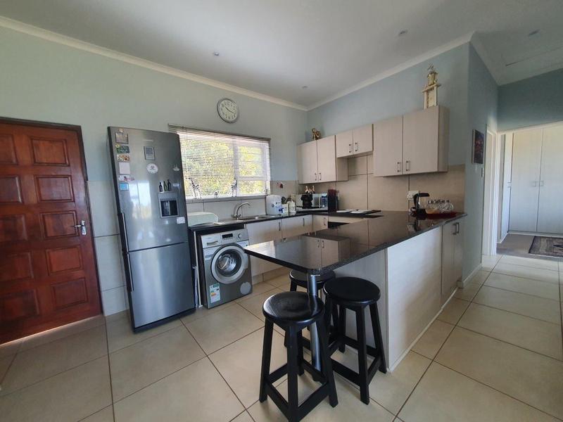 2 Bedroom Property for Sale in Sea Park KwaZulu-Natal