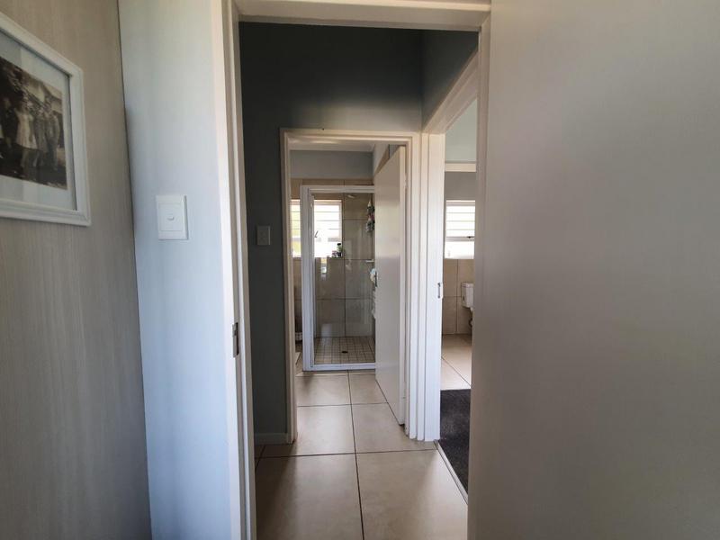 2 Bedroom Property for Sale in Sea Park KwaZulu-Natal