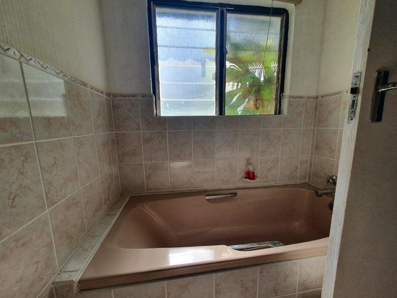 8 Bedroom Property for Sale in Margate KwaZulu-Natal