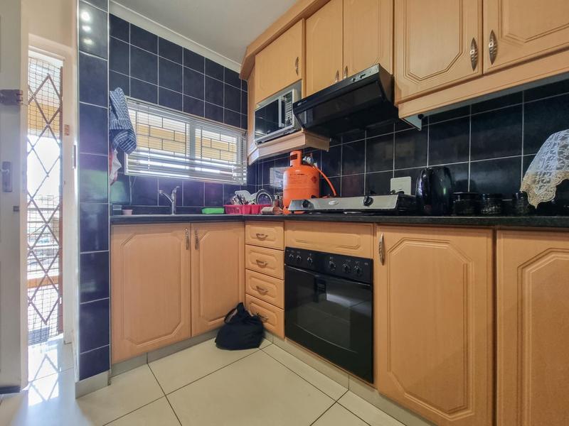 2 Bedroom Property for Sale in Morningside KwaZulu-Natal