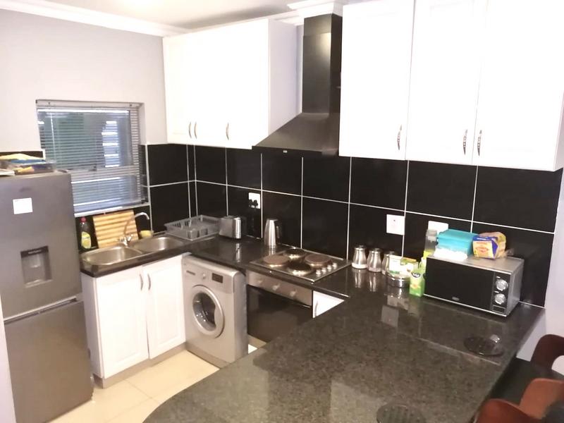 To Let 2 Bedroom Property for Rent in Umhlanga Ridge KwaZulu-Natal