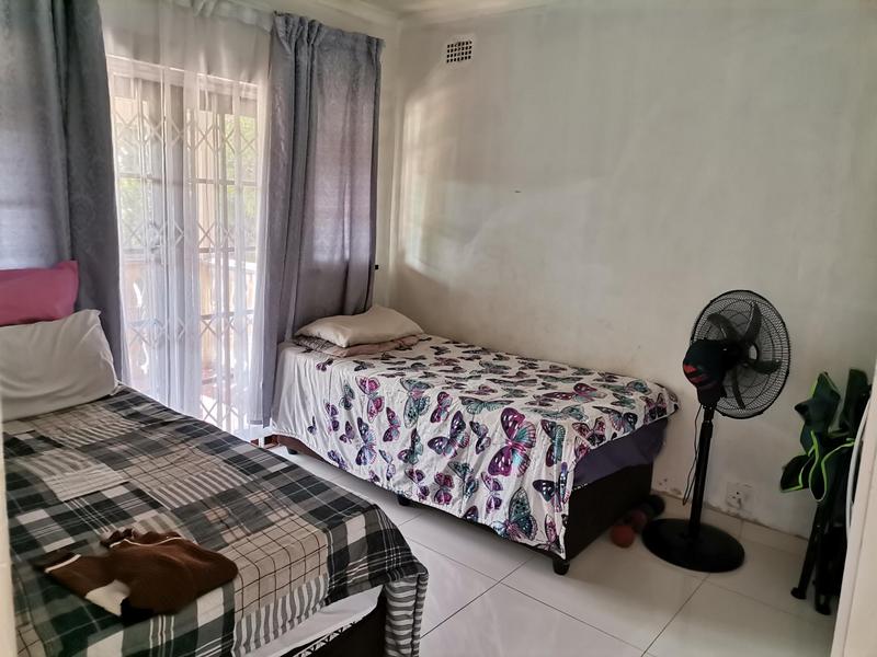 4 Bedroom Property for Sale in Westridge KwaZulu-Natal
