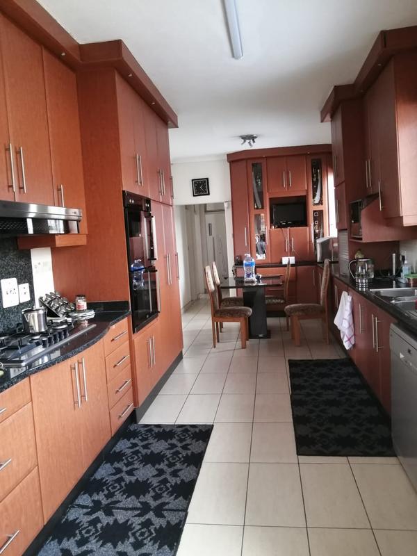 8 Bedroom Property for Sale in Isipingo Hills KwaZulu-Natal