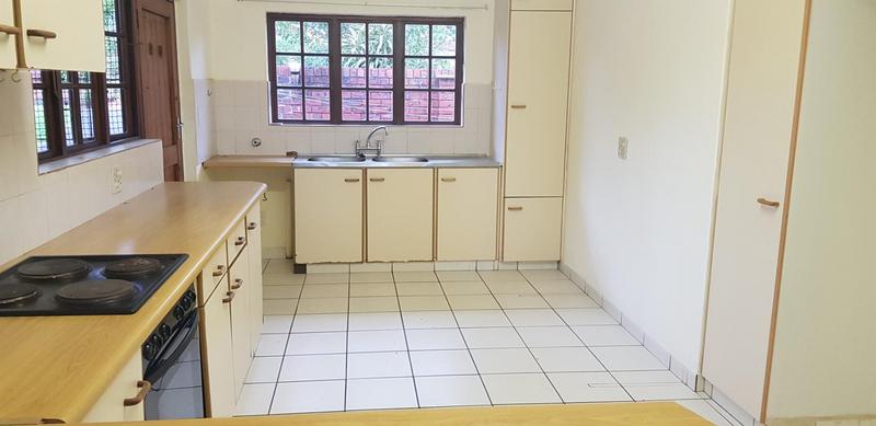 2 Bedroom Property for Sale in Port Edward KwaZulu-Natal