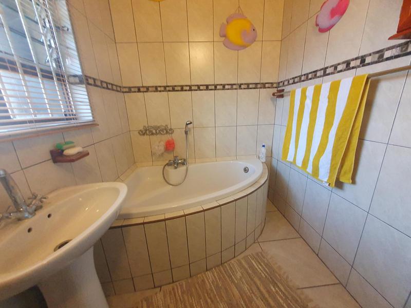 3 Bedroom Property for Sale in Mtwalume KwaZulu-Natal