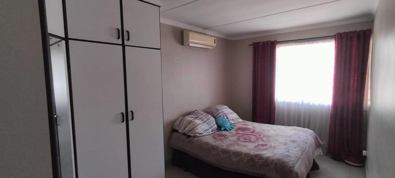 3 Bedroom Property for Sale in Grove End KwaZulu-Natal