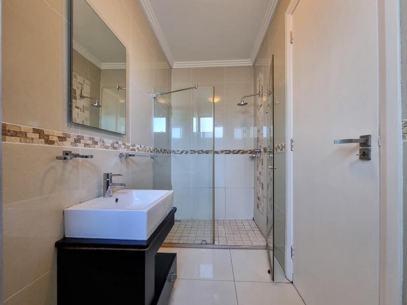 3 Bedroom Property for Sale in Umhlanga Rocks KwaZulu-Natal