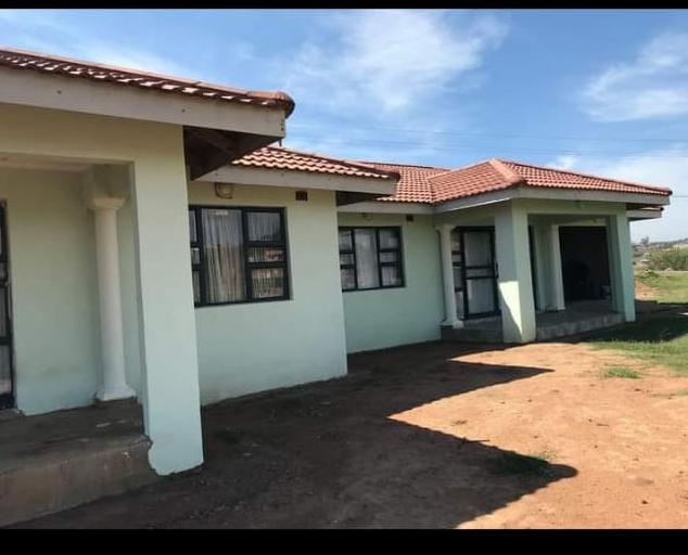 4 Bedroom Property for Sale in Folweni KwaZulu-Natal